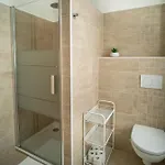 Apartmanovy Dum Sklipek * تروتنوف