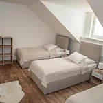 Apartmanovy Dum Sklipek تروتنوف