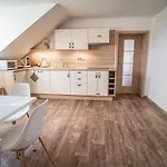 Apartmanovy Dum Sklipek شقة *