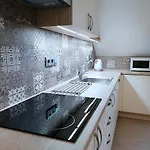 شقة Apartmanovy Dum Sklipek *