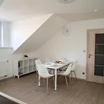 Apartmanovy Dum Sklipek