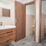 Apartmanovy Dum Sklipek * تروتنوف