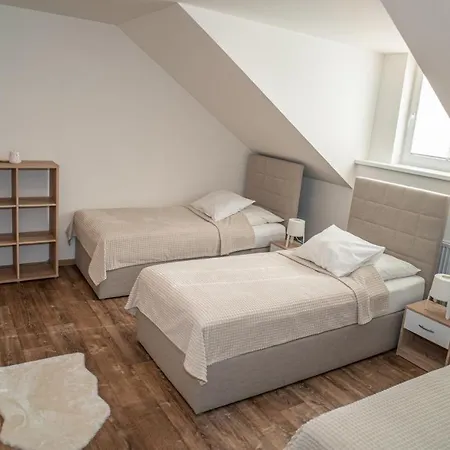Apartmanovy Dum Sklipek Trutnov
