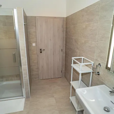 Apartmanovy Dum Sklipek Apartment *