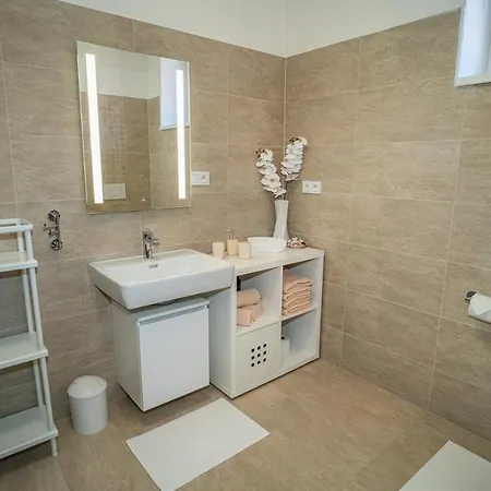 Apartmanovy Dum Sklipek Apartment *