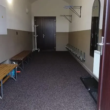 公寓 Apartmanovy Dum Sklipek 特鲁特诺夫